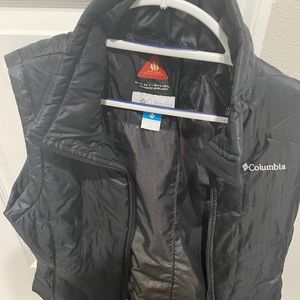 Columbia vest